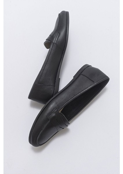 F02 Siyah Cilt Hakiki Deri Kadın Loafer Ayakkabı