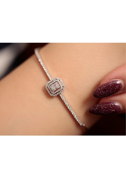 0,67CT Pırlanta Baget Bileklik modelleri