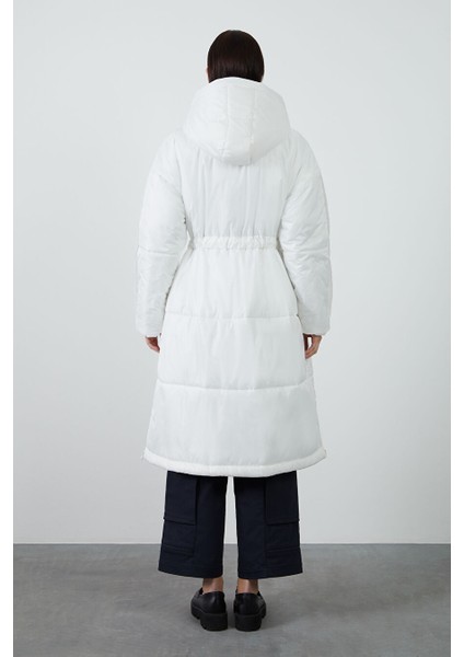 Ekru Uzun Puffer Mont fırsatları
