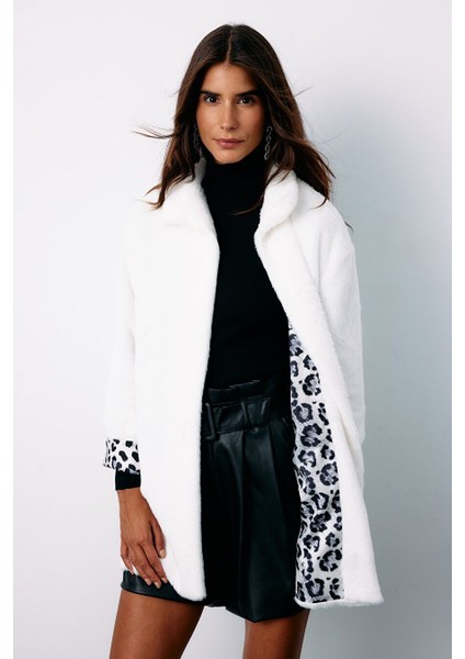 Leopar Astarlı Peluş Kaban - Ekru modelleri