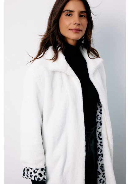 Leopar Astarlı Peluş Kaban - Ekru indirimleri
