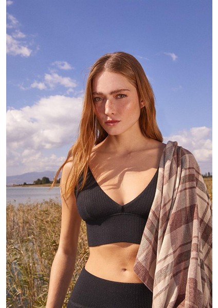 Ultra Comfort V Yaka Bralet Siyah