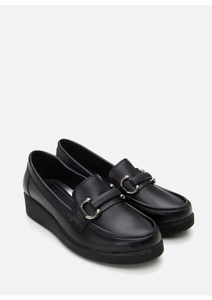 Kadın Siyah Tokalı Günlük Loafer fırsatları