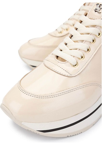 Kadın Hakiki Deri Bej Rugan Sneakers & Spor Ayakkabı modelleri