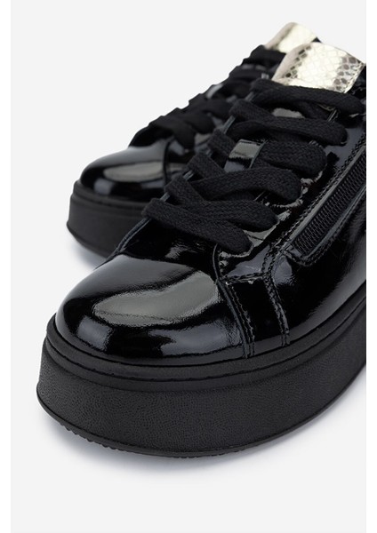 Kadın . Siyah/gold Sneakers & Spor Ayakkabı modelleri