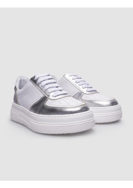 %100 Hakiki Deri Beyaz Bağcıklı Kadın Sneaker fiyatları