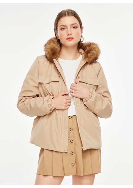 Vizon Kadın Kapüşon Yaka Normal Kalıp Puffer Mont Parka2 modelleri