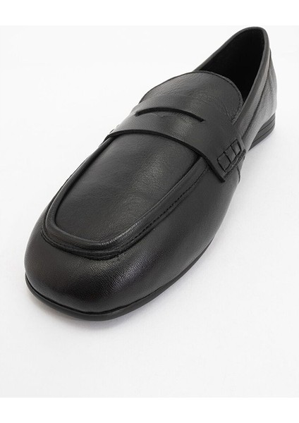 Skye Siyah Hakiki Deri Küt Burun Kadın Loafer Ayakkabı