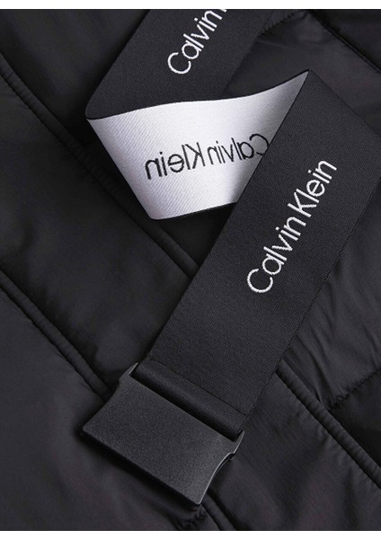 Siyah Kadın Dik Yaka Standart Fit Puffer Mont Logo Belt Short Puffer fiyatları