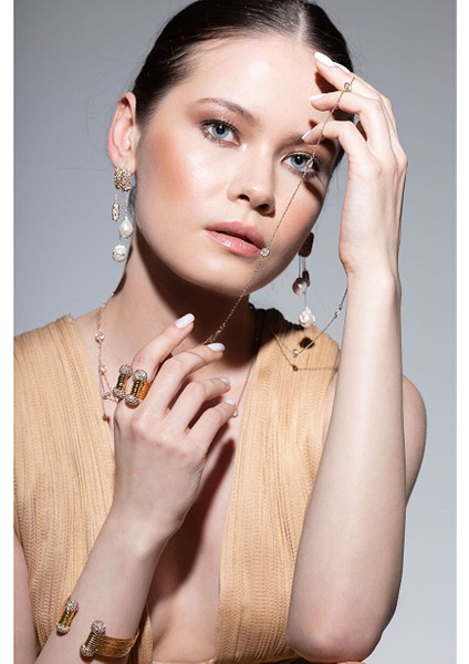 Rose Kristalli Sultan Yüzük