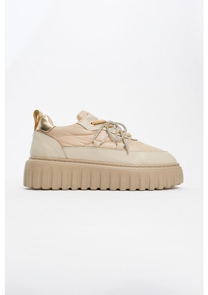 Beyaz-Gümüş Kadın Sneaker 223-2405 fırsatları