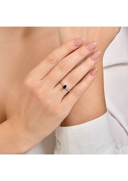 0.07 Karat Safir Taşlı Pırlanta Yüzük