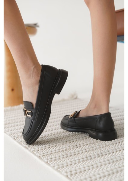 Selly Premium Kadın Siyah Loafer fırsatları