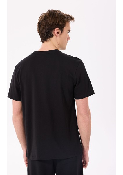 Siyah Erkek Bisiklet Yaka Basic Fit Baskılı %100 Pamuk T-Shirt J4SM-TST7246