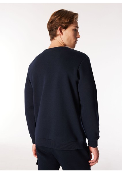 Lacivert Erkek Bisiklet Yaka Relaxed Baskılı Sweatshirt J4WM-SWT7220