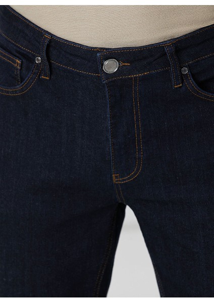 Lacivert Erkek Slim Fit Denim Pantolon 1094072 indirimleri