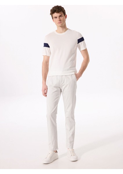 Kırık Beyaz Erkek Bisiklet Yaka Basic Rayon Karışımlı Kazak F4SM-KZK 0722 fiyatları