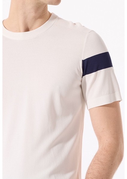 Kırık Beyaz Erkek Bisiklet Yaka Basic Rayon Karışımlı Kazak F4SM-KZK 0722 indirimleri