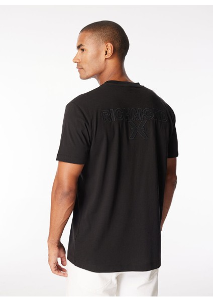 Bisiklet Yaka Siyah Erkek T-Shirt UMP24054TS indirimleri