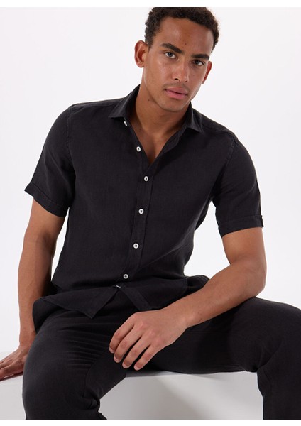 Siyah Erkek Düğmeli Standart Gömlek Mr Short Sleeve