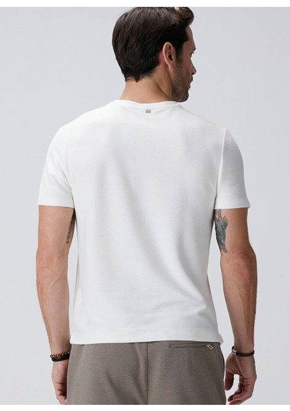Ekru Erkek Comfort Fit T-Shirt 1094091 indirimleri