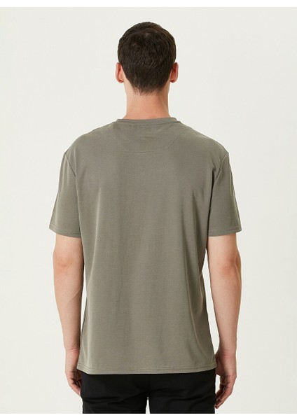 Haki Erkek Comfort Fit T-Shirt 1090797 indirimleri