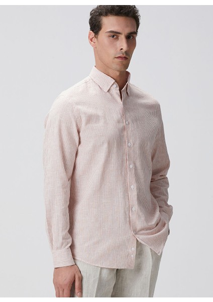 Beyaz Erkek Alttan Britli Slim Fit Gömlek 1094107 fırsatları
