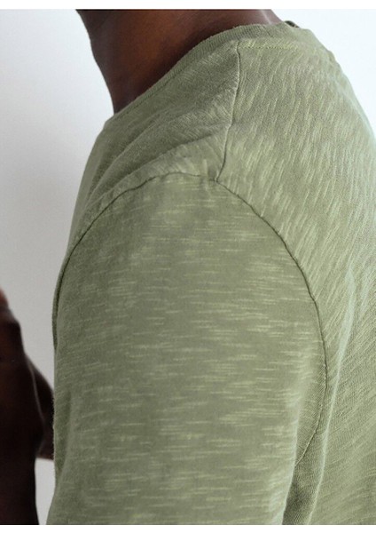 Haki Erkek Standart T-Shirt MBYSA18BE25RIVE fırsatları