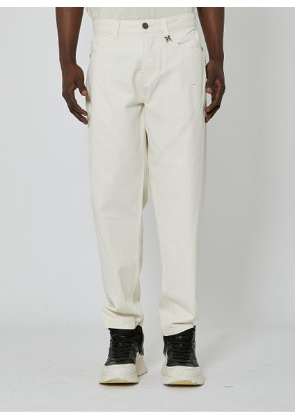 Kırık Beyaz Erkek Düz Paça Regular Fit Denim Pantolon UMP24037JE fiyatları