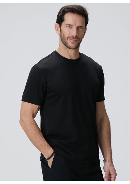 Siyah Erkek Comfort Fit T-Shirt 1090797 fiyatları