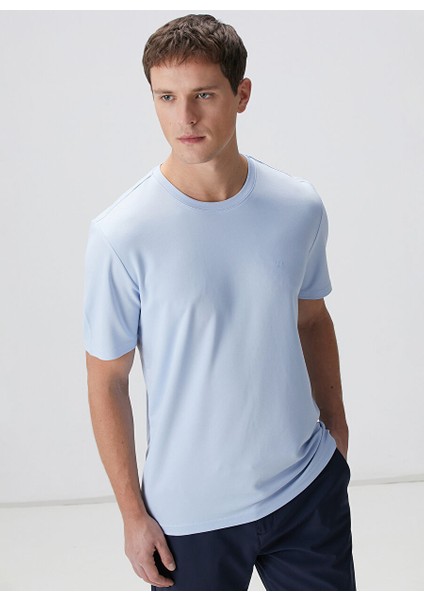 Mavi Erkek Slim Fit T-Shirt 1094077 fiyatları