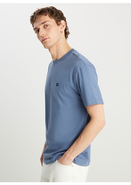 Mavi Erkek Relaxed T-Shirt MW7NM203877223 Relaxed Fit Small modelleri