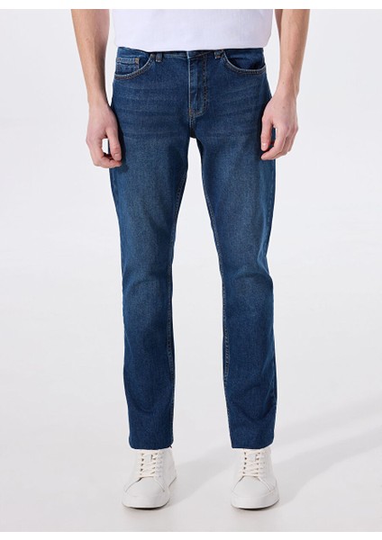 Mavi Erkek Dar Paça Slim Fit Denim Pantolon Vegas Slim - 1317