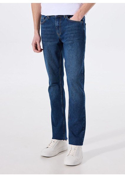 Mavi Erkek Dar Paça Slim Fit Denim Pantolon Vegas Slim - 1317
