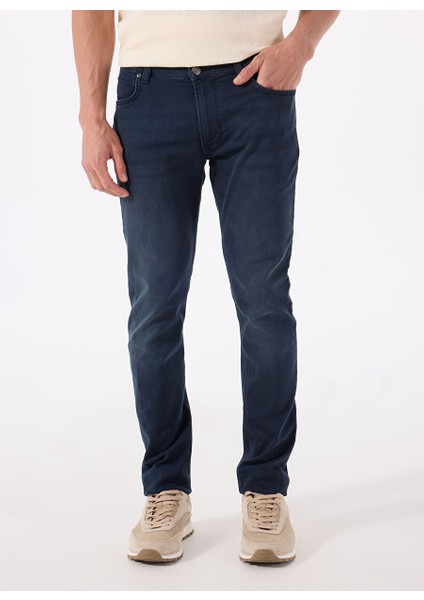 Erkek Slim Fit Denim Pantolon L71900036X1E