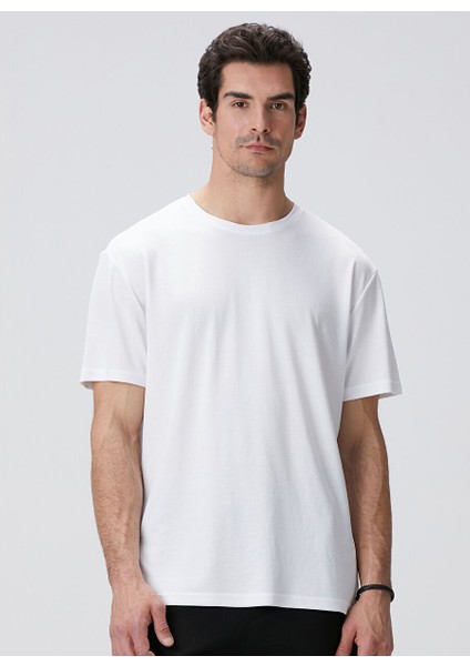 Beyaz Erkek Comfort Fit T-Shirt 1090797 fırsatları