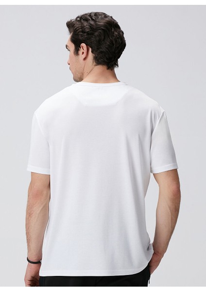Beyaz Erkek Comfort Fit T-Shirt 1090797 indirimleri