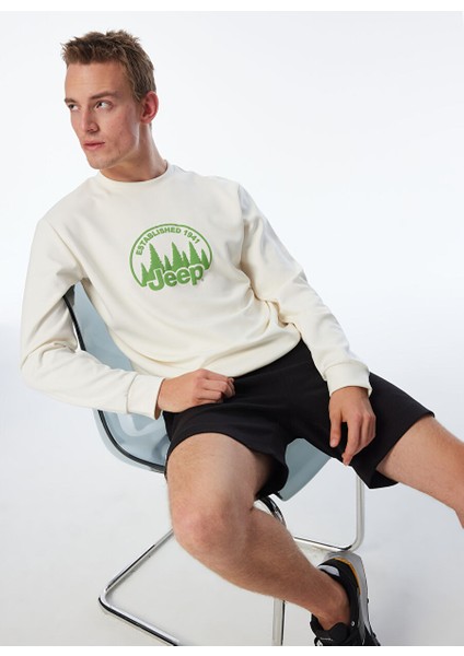 Kırık Beyaz Erkek Bisiklet Yaka Relaxed Baskılı Sweatshirt J4SM-SWT7230 fiyatları