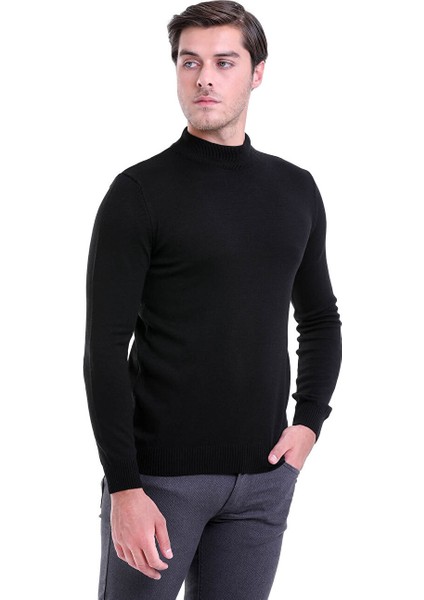 Siyah Regular Fit Düz Yarım Balıkçı Yaka Triko Kazak