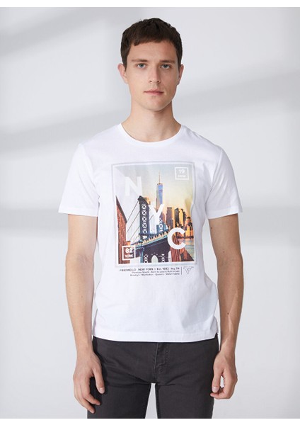 Bisiklet Yaka Beyaz Erkek T-Shirt FM23S37TGWHITE fırsatları