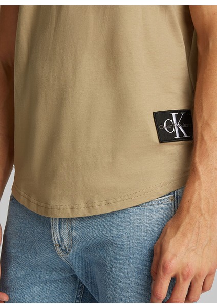 Yeşil Erkek T-Shirt J30J323482HI0 Badge Turn Up Sleeve modelleri