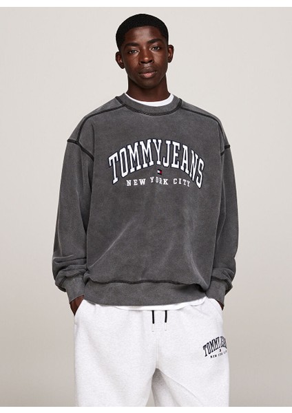 Rlx Tj Gd Varsıty Bisiklet Yaka Relaxed Siyah Erkek Baskılı Sweatshirt DM0DM19757BDS