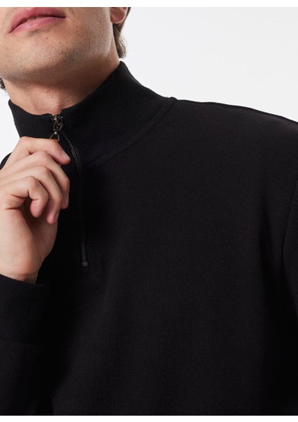 Siyah Erkek Fermuarlı Basic Düz Sweatshirt MML4WM-SWT9517