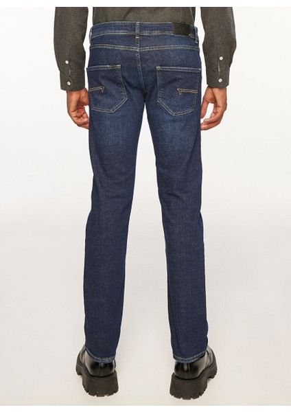Lacivert Erkek Düz Paça Slim Fit Denim Pantolon FM23W27PD