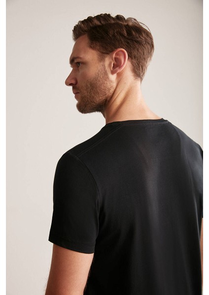 Kabartma Baskılı Siyah Pima Pamuk T-Shirt modelleri