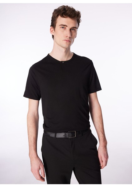 Siyah Erkek Düğmeli Bisiklet Yaka Basic T-Shirt F4SM-TST 0717