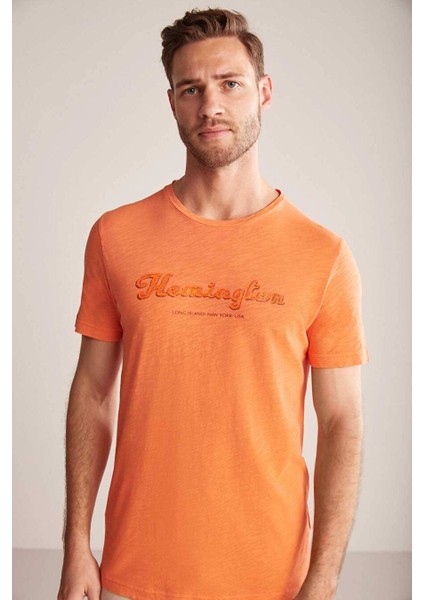 Nakış Logolu Bisiklet Yaka Turuncu Pamuk T-Shirt