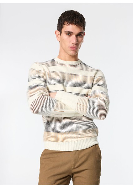 Ekru Erkek Bisiklet Slim Fit Kazak MI2878SS