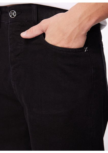 Siyah Erkek Düz Paça Straight Denim Pantolon UMA23067JE fırsatları