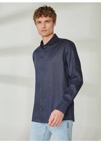 Gmg Fırenze Slim Fit Alttan Britli Yaka Lacivert Erkek Gömlek GU23MSS02012